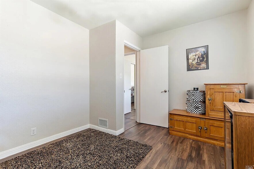 Building Photo - 352 Los Cerritos Dr