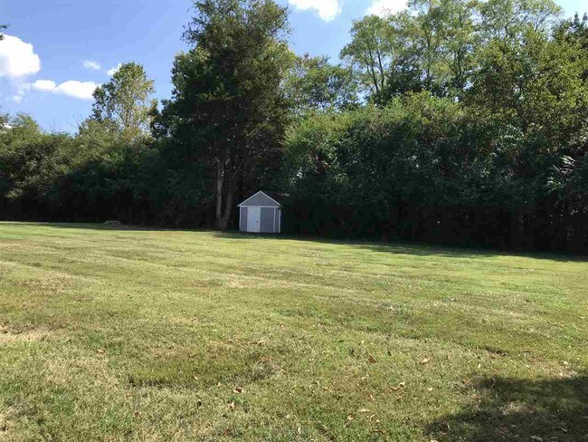 Building Photo - 83 Whitlock Rd