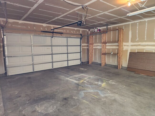 Building Photo - Kimmerling1401 Way