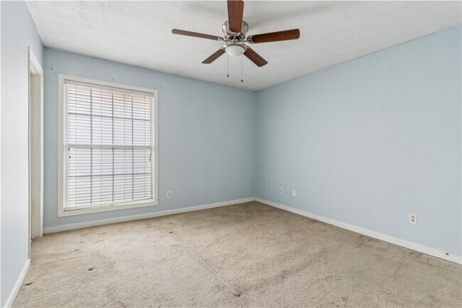 Building Photo - 3155 7 Pines Ct