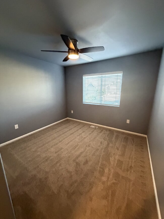 Building Photo - Remodeled, 3 Bedroom 3 Bathroom- Single Family Home