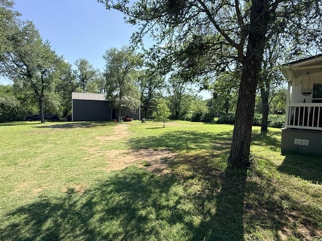Building Photo - 227 Crooked Hollow Rd