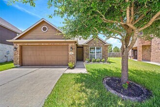 Building Photo - 17907 Acorn Fld Trl