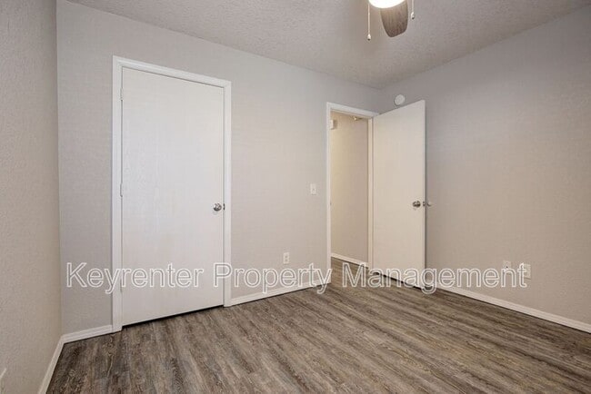 Building Photo - 15405 Acacia Rd