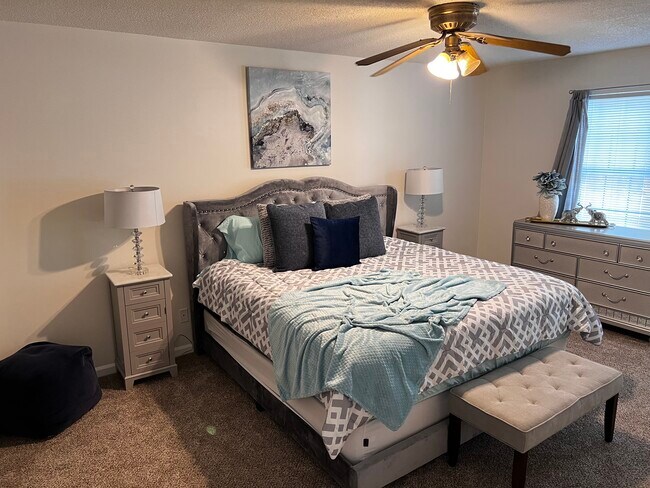 Building Photo - 10124 Rockwood Rd