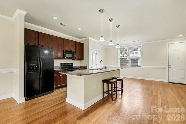 Building Photo - 103 Steinbeck Wy