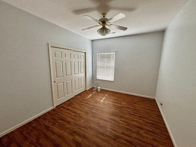 Building Photo - Italian Estates Property Management