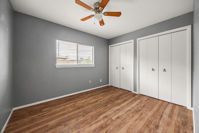 Building Photo - 16015 Stoneham Cir