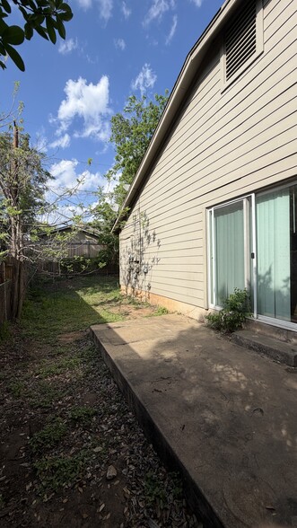 Patio - 4502 Brown Bark Pl