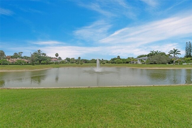 Building Photo - 4566 Silverwood Ln N