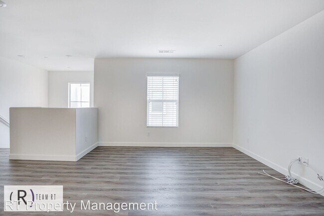 Building Photo - 4 br, 3 bath House - The Lodge Community