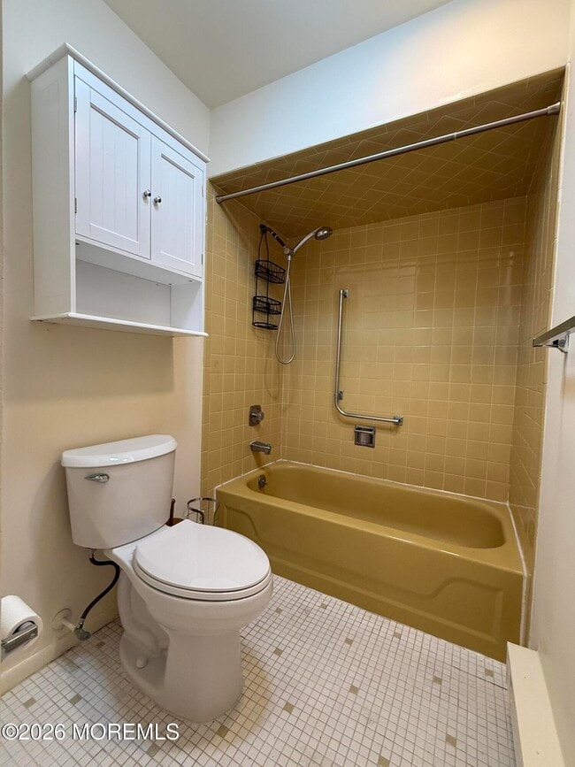 Building Photo - 115 Amberly Dr