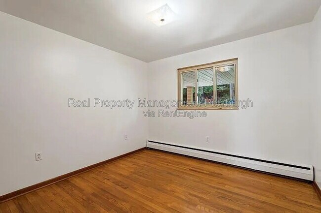 Building Photo - 509 Central Ave