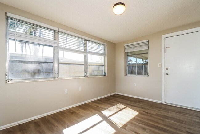 Building Photo - 6226 9th Ave