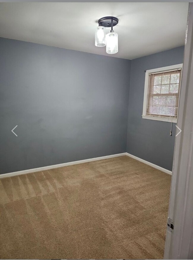 Building Photo - Oaks Townhouses