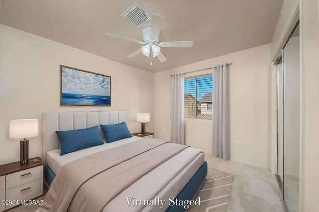 Building Photo - 4 bed/3bath in desirable Paseo Del Rio Community