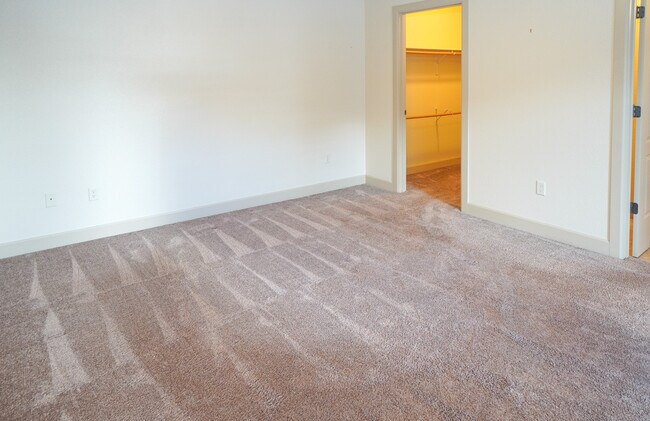 Building Photo - 1254 E Winding Creek Dr