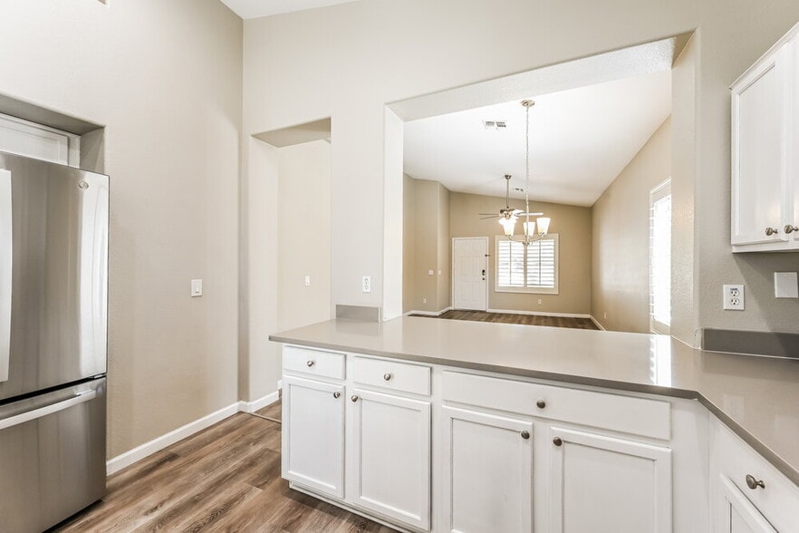 Building Photo - 40638 N Key Ln