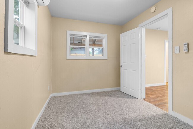 Building Photo - Carriage House near Downtown Pueblo!