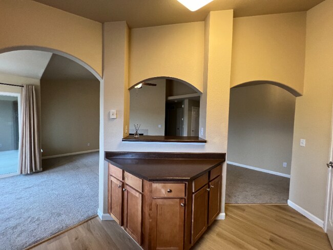 Building Photo - 7125 Ash Creek Heights