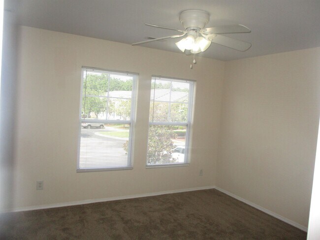 Building Photo - 156 Olde Towne Way
