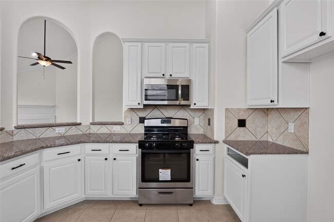Building Photo - 23827 Spring Dane Dr