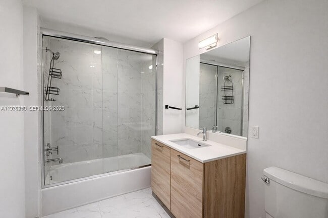 Building Photo - 16385 Biscayne Blvd