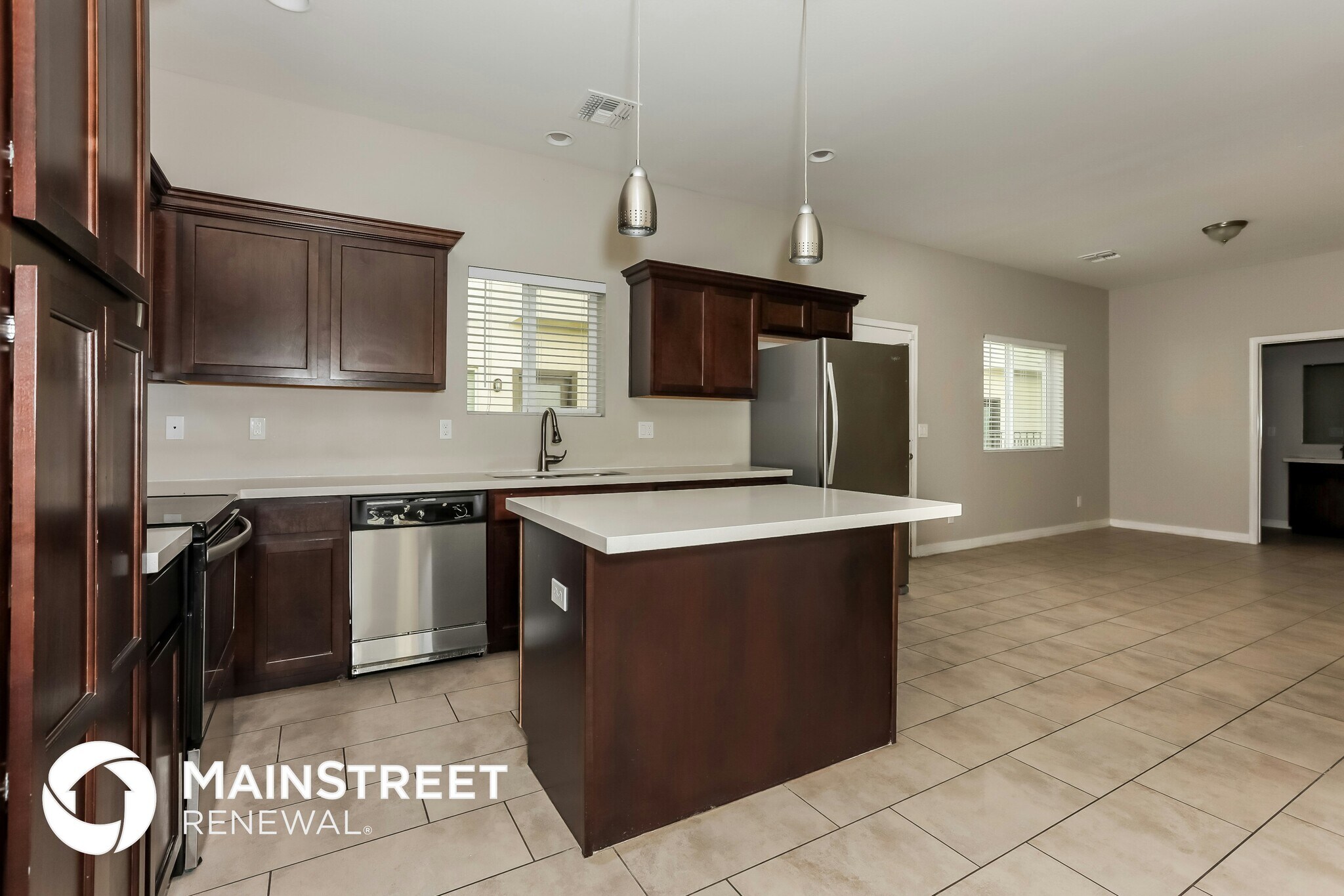 Building Photo - 2000 N 36th St