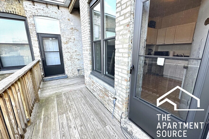 Building Photo - 2905 N Mildred Ave