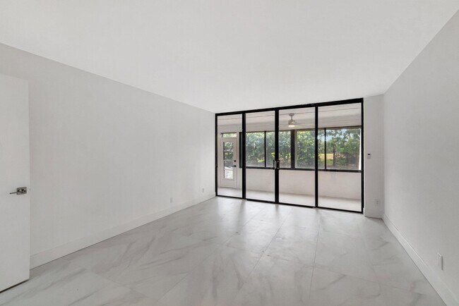 Building Photo - 6420 Boca Del Mar Dr