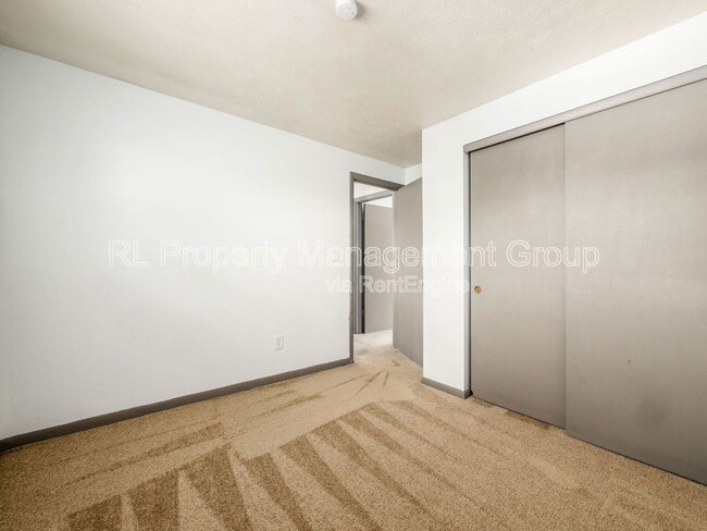 Building Photo - 464 Goshen Ct