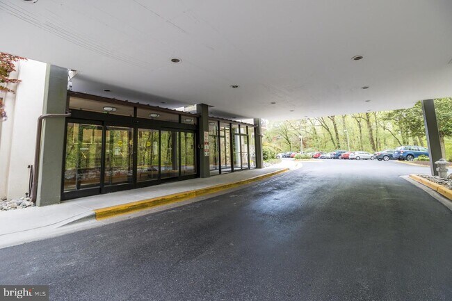Building Photo - 9039 Sligo Creek Pkwy