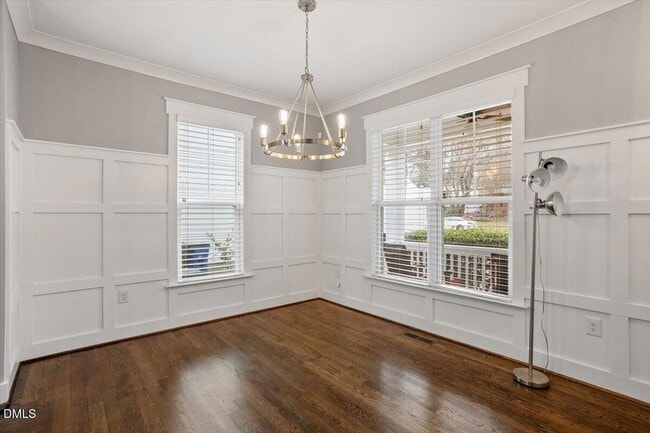 Building Photo - 714 1/2 S State Street Unit