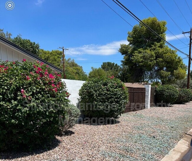 Building Photo - 6701 N 14th Dr