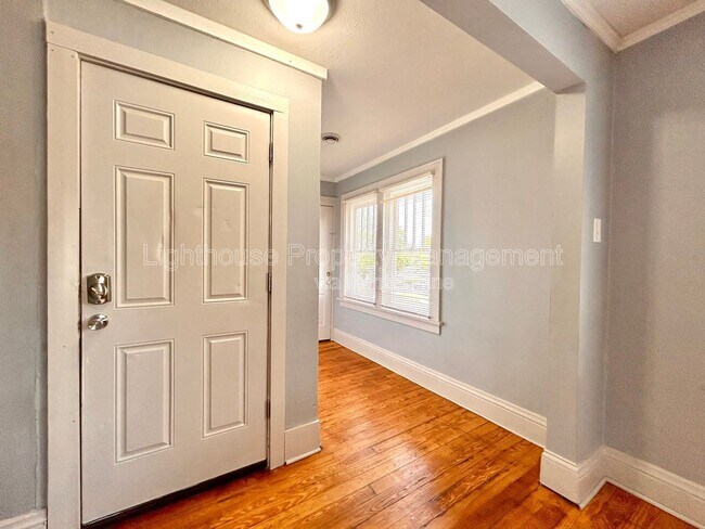 Building Photo - 81 Delaware Ave