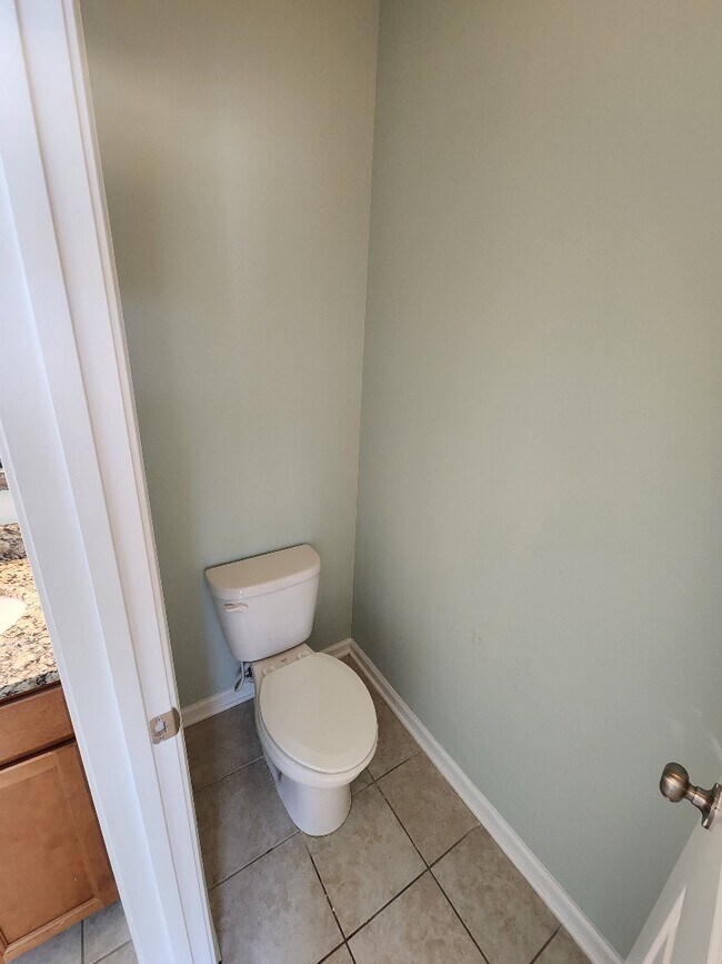 Building Photo - 3639 White Wing Cir
