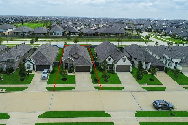 Building Photo - 29331 Mesquite Oaks Dr