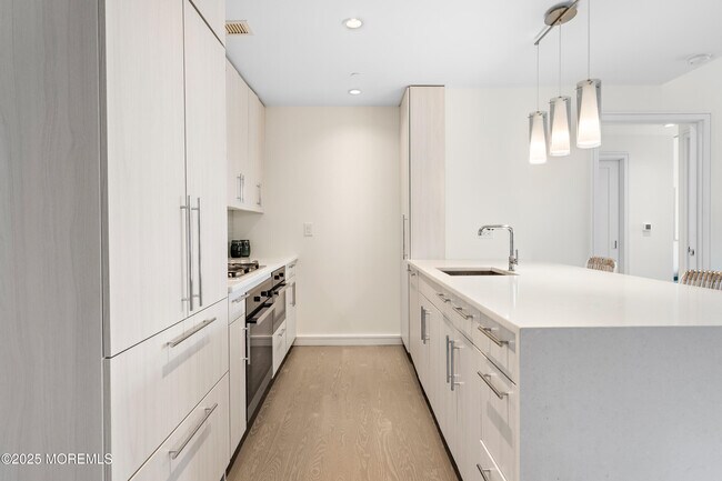 Building Photo - 20 Melrose Terrace