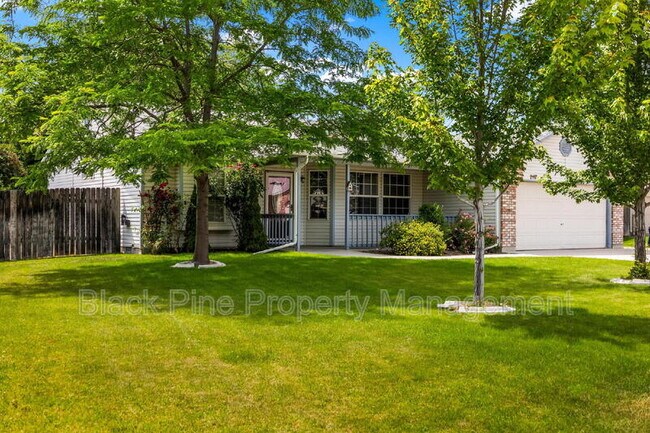 Primary Photo - 2117 S Crimson Rose Way