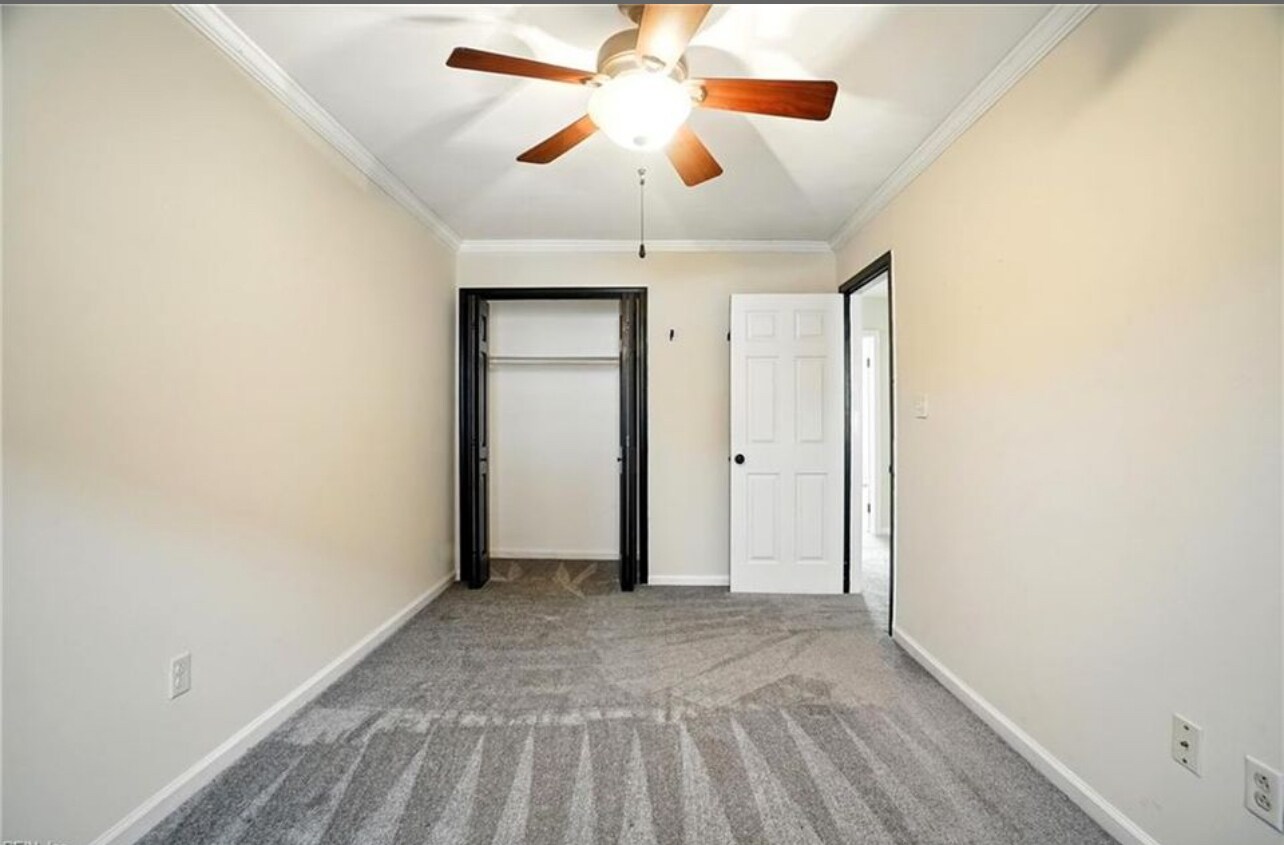 Building Photo - 590 Tenbee Ln