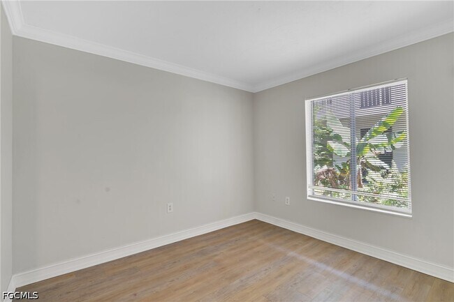 Building Photo - 1830 Maravilla Ave