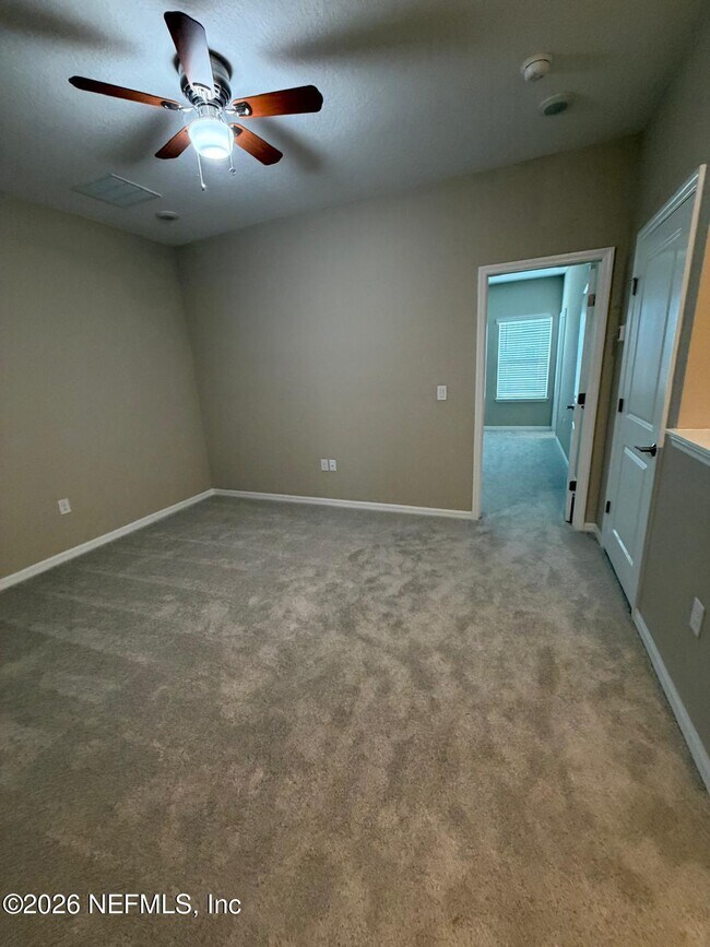 Building Photo - 272 Cherry Elm Dr