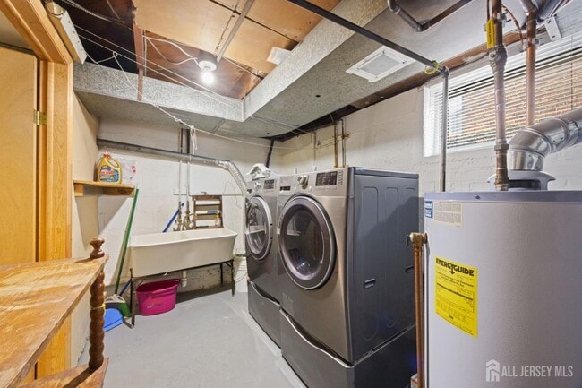 Building Photo - 298 Newark Ave