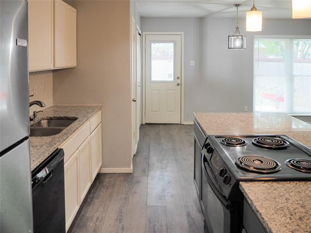 Building Photo - 534 Oldbridge Dr