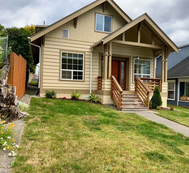 Building Photo - 3827 Wetmore Ave