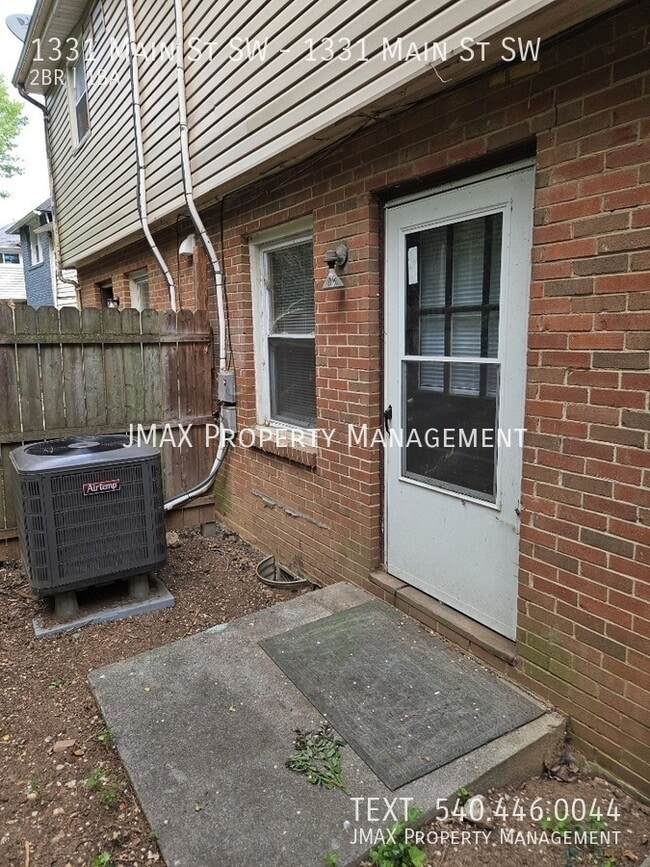 Building Photo - 1331 Main St SW