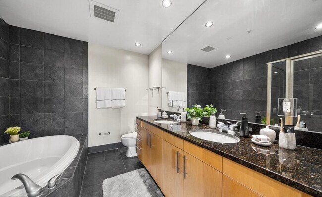 Building Photo - 3409 Wilson Blvd