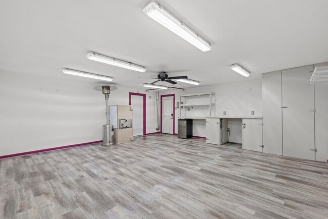 Building Photo - 8318 Everleaf Dr