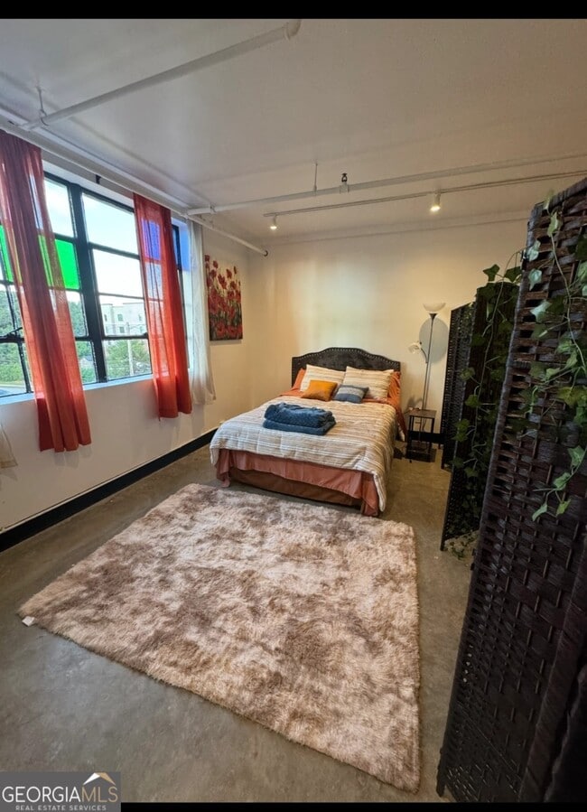 Building Photo - 1805 Harvard Ave