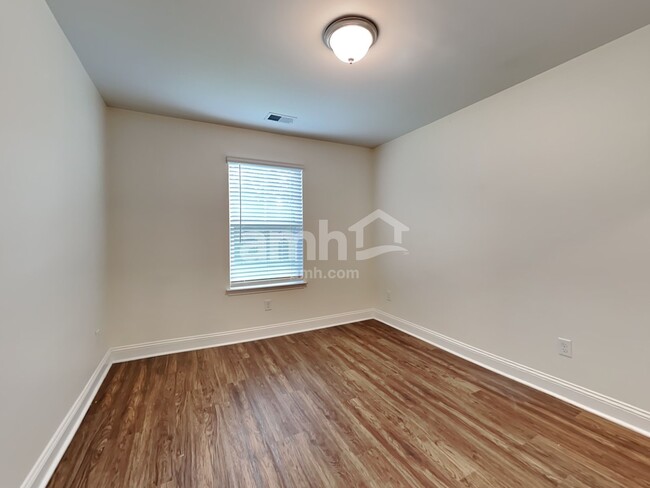 Building Photo - 149 Sweet Gum Dr